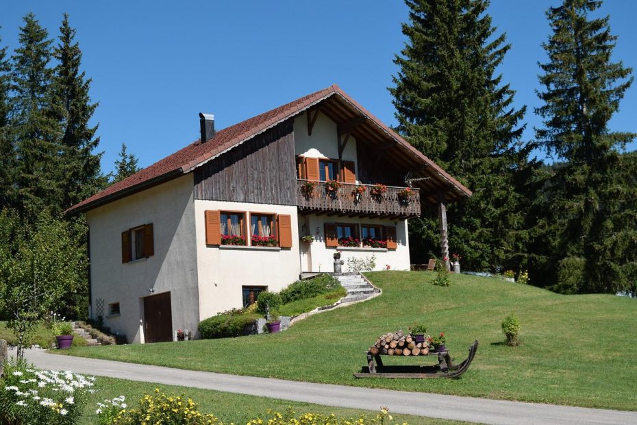 Chalet de campo, Advantages of living in a country chalet